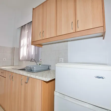 Ira Apartments Kamari  Exterior photo