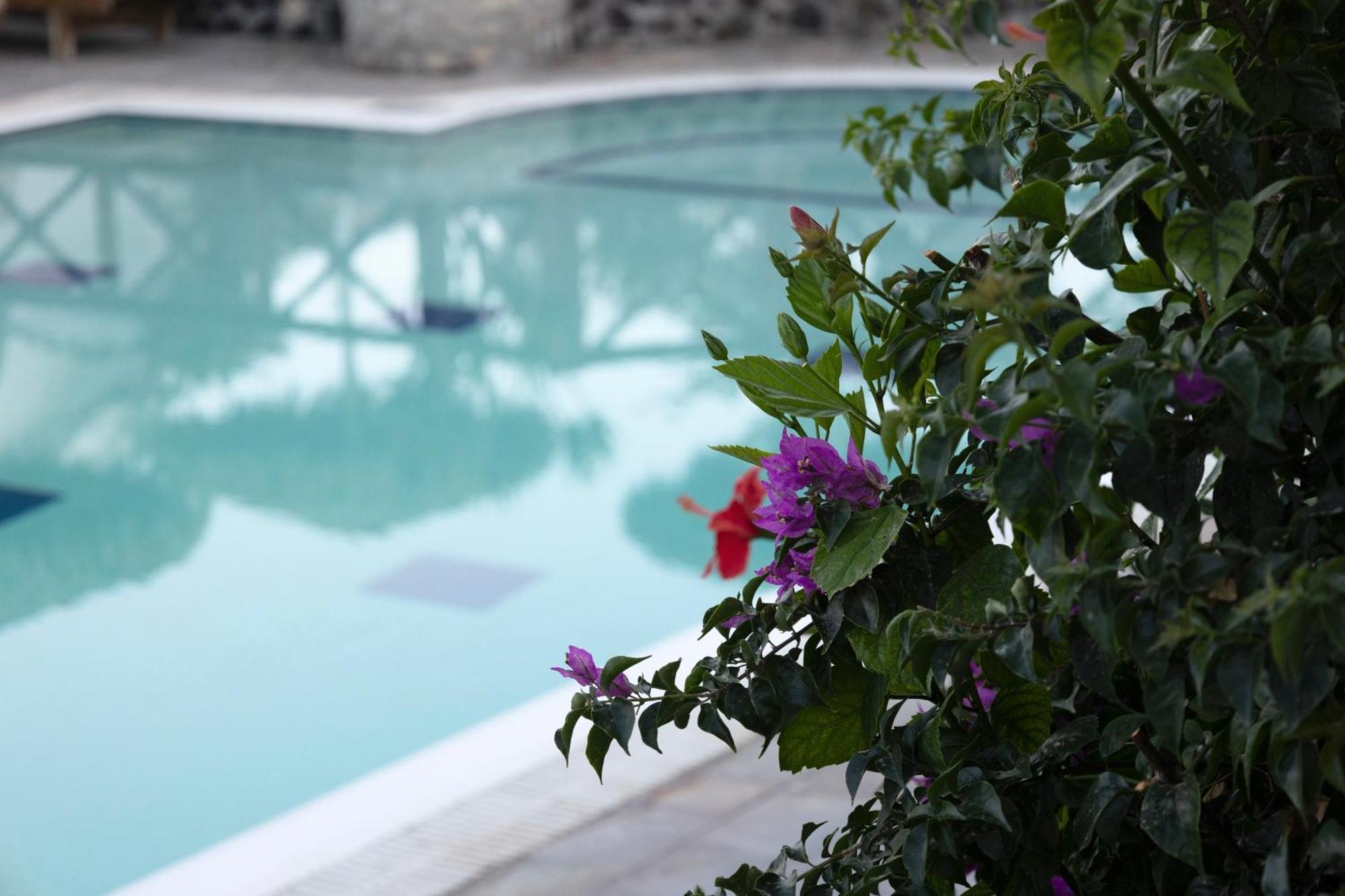 Ira Apartahotel