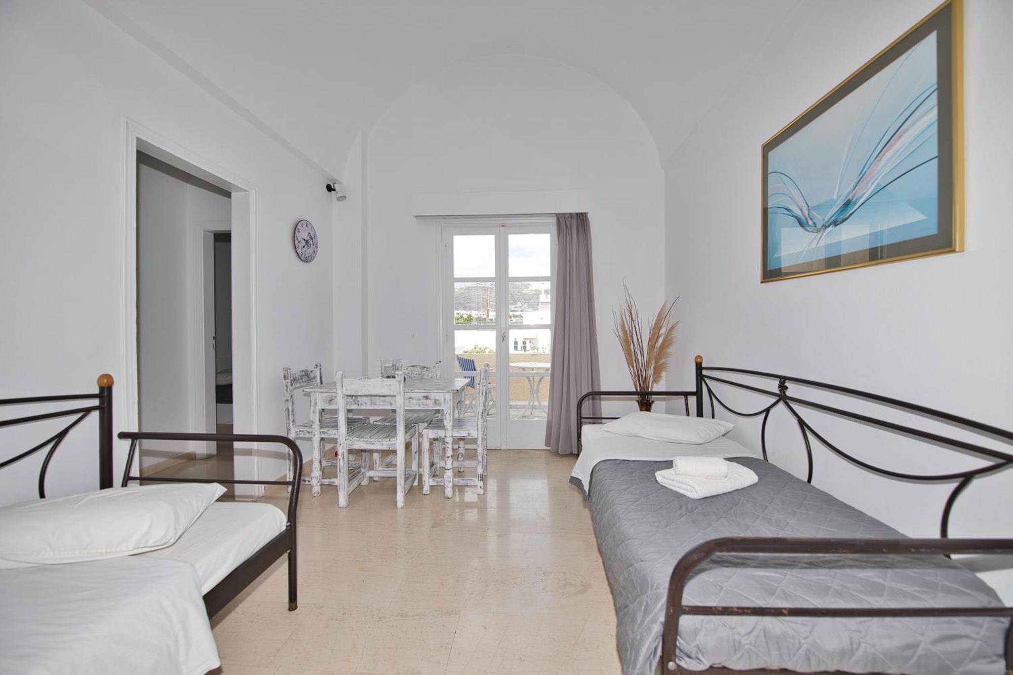 Apartahotel Ira Kamári