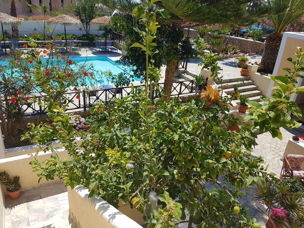 Apartahotel Ira Kamári