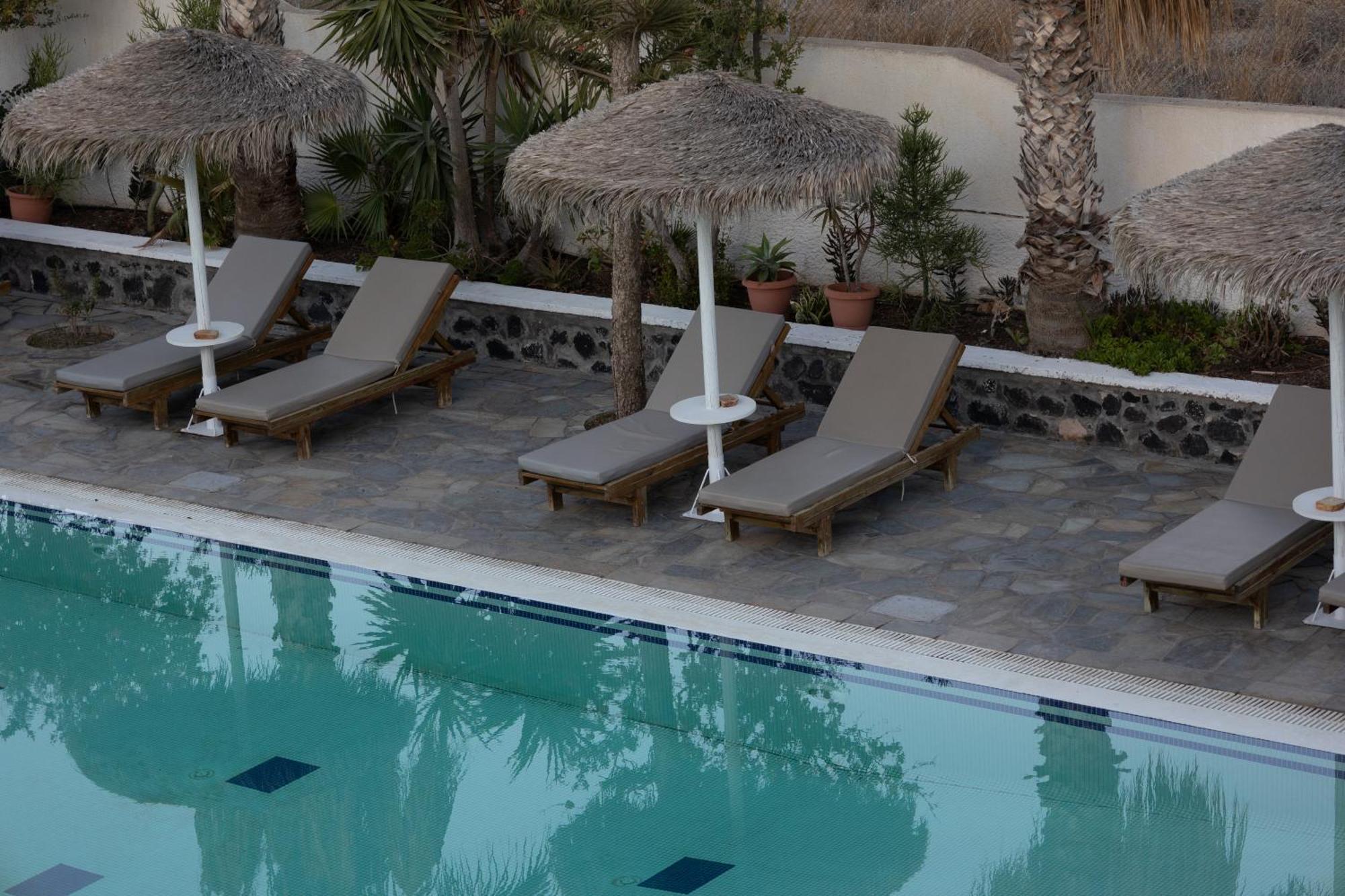 Aparthotel Ira Kamari (Santorini)
