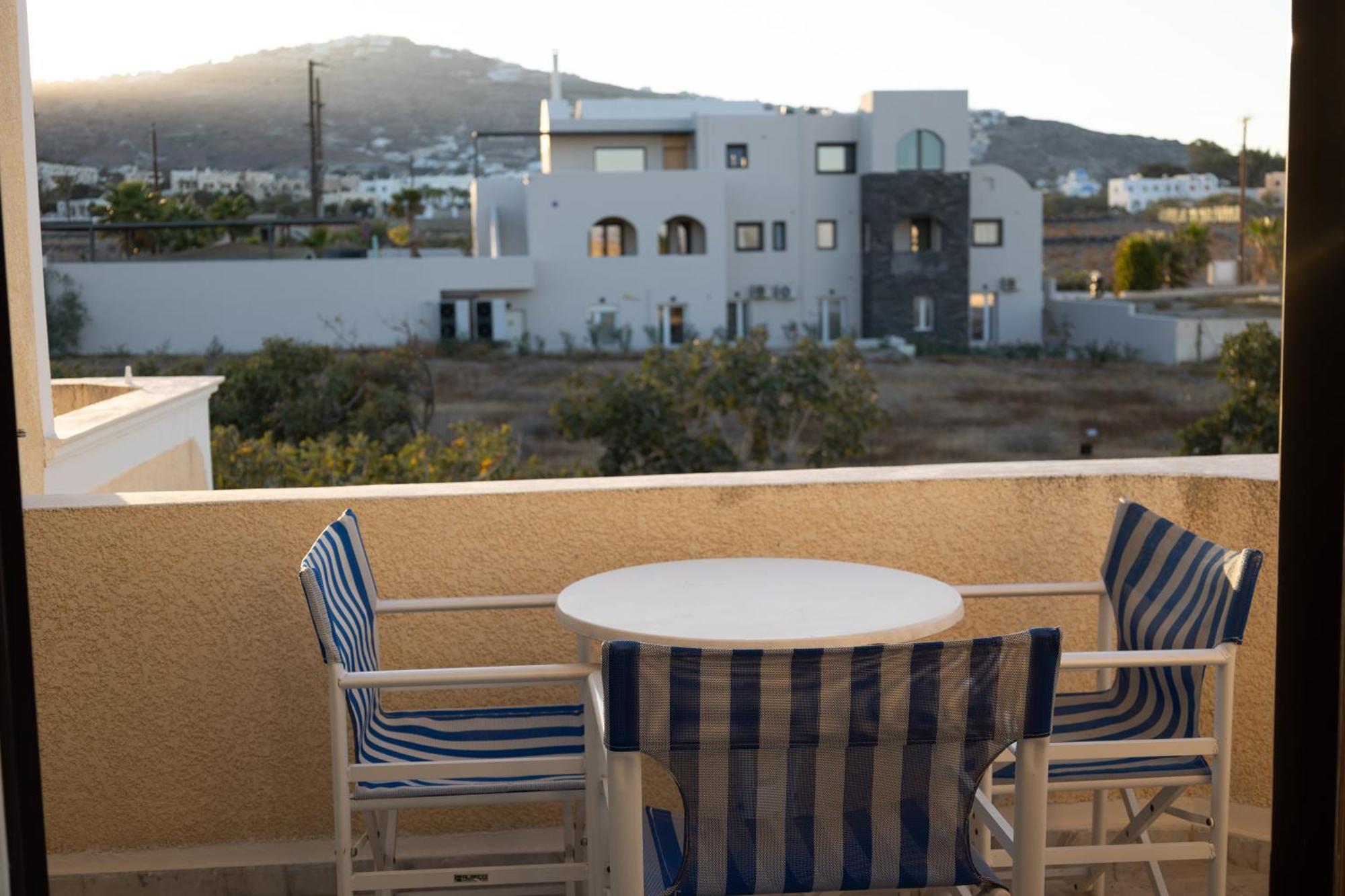 Ira Aparthotel *