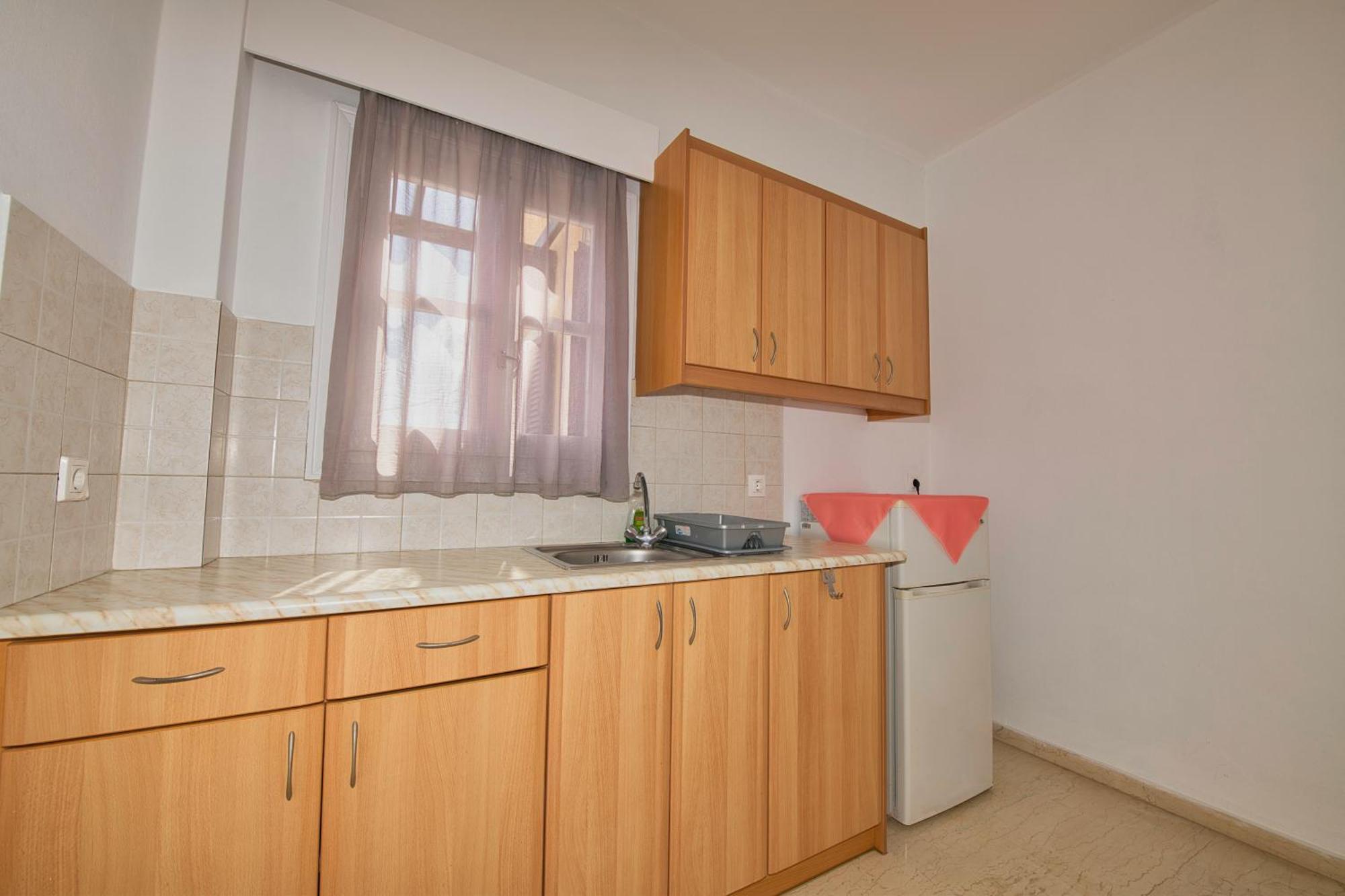 Ira Aparthotel