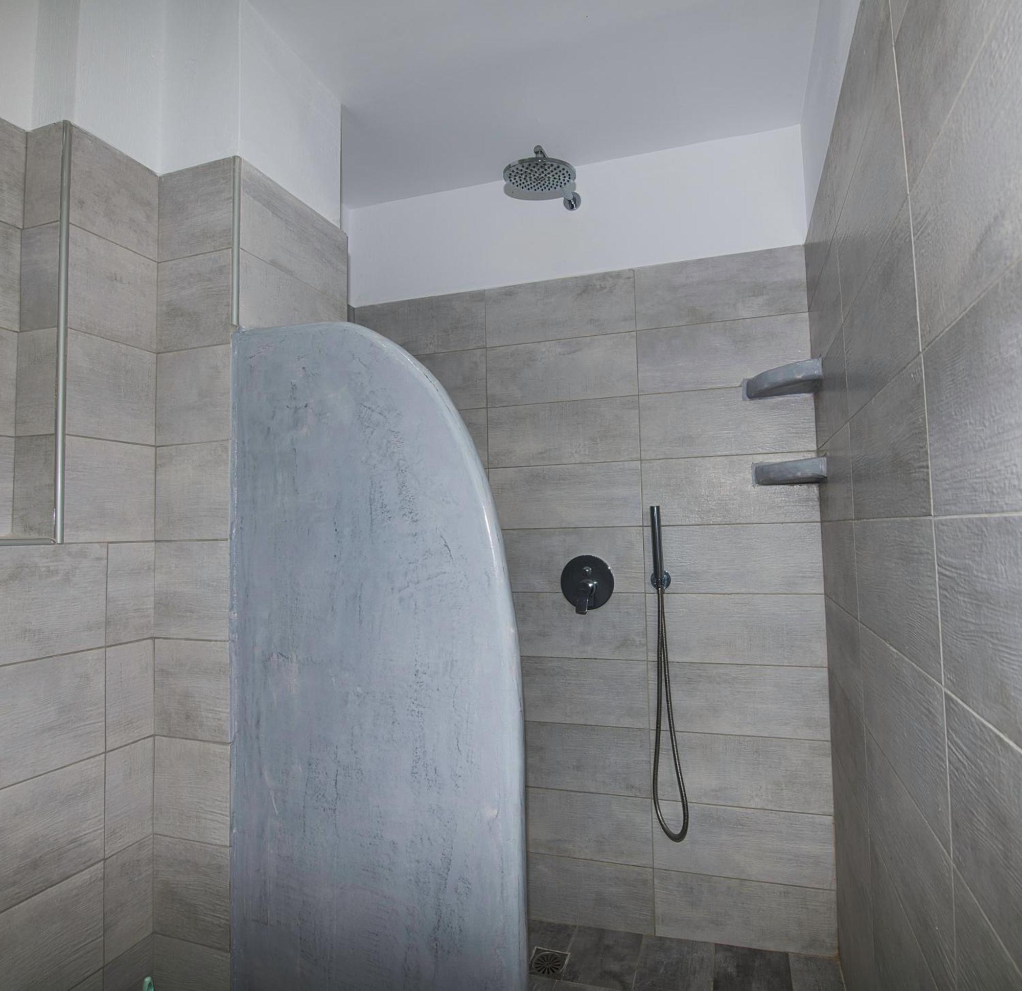Aparthotel Ira *